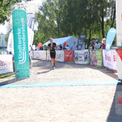 07.09.2025 - 19. Norderstedt Triathlon Zöllner http://msf.ph/oto/8785650 07.09.2025 15:32:34 Ziel 989 meine-sportfotos.de