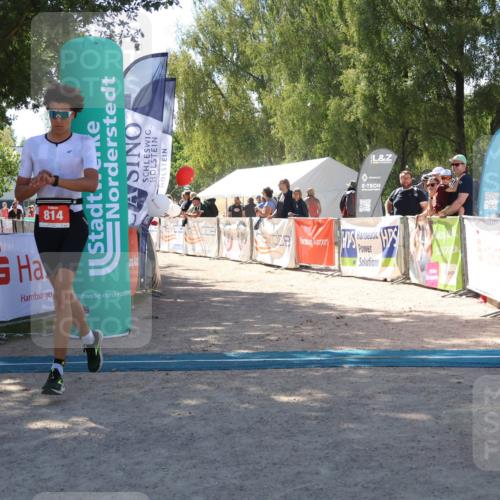 07.09.2025 - 19. Norderstedt Triathlon Zöllner http://msf.ph/oto/8785656 07.09.2025 13:18:56 Ziel 712, 814 meine-sportfotos.de