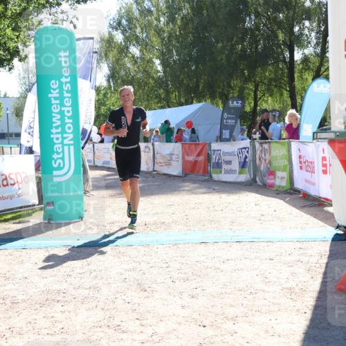 07.09.2025 - 19. Norderstedt Triathlon Zöllner http://msf.ph/oto/8785668 07.09.2025 15:32:36 Ziel 989 meine-sportfotos.de