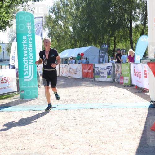 07.09.2025 - 19. Norderstedt Triathlon Zöllner http://msf.ph/oto/8785677 07.09.2025 15:32:36 Ziel 989 meine-sportfotos.de