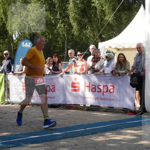 07.09.2025 - 19. Norderstedt Triathlon Zöllner http://msf.ph/oto/8785681 07.09.2025 12:49:07 Ziel 234 meine-sportfotos.de