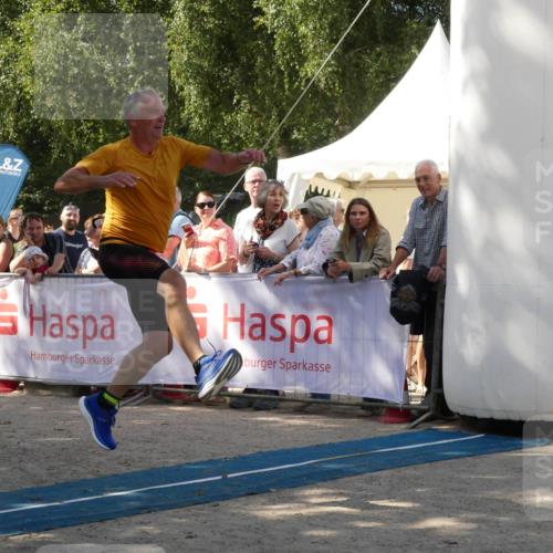 07.09.2025 - 19. Norderstedt Triathlon Zöllner http://msf.ph/oto/8785684 07.09.2025 12:49:07 Ziel 234 meine-sportfotos.de