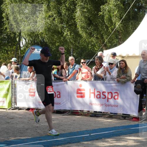 07.09.2025 - 19. Norderstedt Triathlon Zöllner http://msf.ph/oto/8785699 07.09.2025 12:49:50 Ziel 202 meine-sportfotos.de