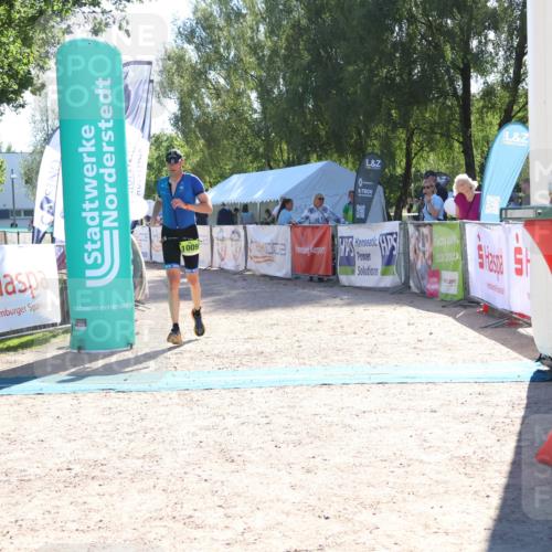 07.09.2025 - 19. Norderstedt Triathlon Zöllner http://msf.ph/oto/8785718 07.09.2025 15:32:52 Ziel 1009 meine-sportfotos.de