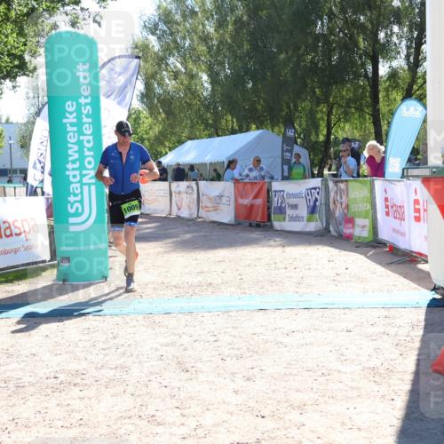 07.09.2025 - 19. Norderstedt Triathlon Zöllner http://msf.ph/oto/8785724 07.09.2025 15:32:52 Ziel 1009 meine-sportfotos.de