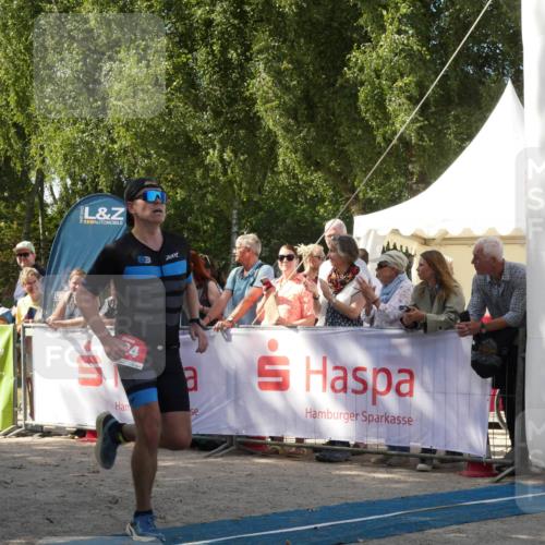 07.09.2025 - 19. Norderstedt Triathlon Zöllner http://msf.ph/oto/8785732 07.09.2025 12:50:25 Ziel 165, 779, 824 meine-sportfotos.de