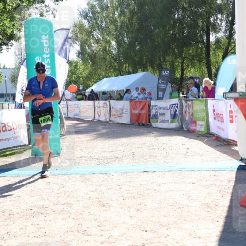 07.09.2025 - 19. Norderstedt Triathlon Zöllner http://msf.ph/oto/8785734 07.09.2025 15:32:53 Ziel 1009 meine-sportfotos.de