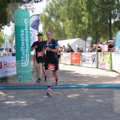 07.09.2025 - 19. Norderstedt Triathlon Zöllner http://msf.ph/oto/8785752 07.09.2025 13:19:29 Ziel 187, 283, 757 meine-sportfotos.de