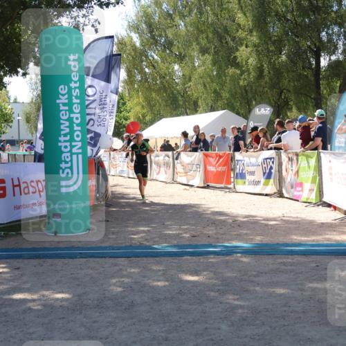 07.09.2025 - 19. Norderstedt Triathlon Zöllner http://msf.ph/oto/8785768 07.09.2025 13:20:05 Ziel 1262 meine-sportfotos.de