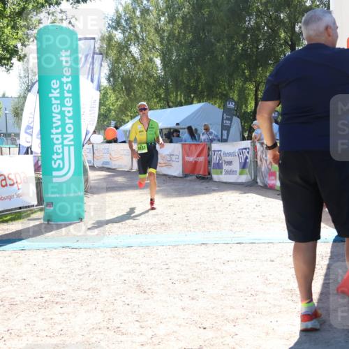 07.09.2025 - 19. Norderstedt Triathlon Zöllner http://msf.ph/oto/8785776 07.09.2025 15:33:14 Ziel 1031 meine-sportfotos.de