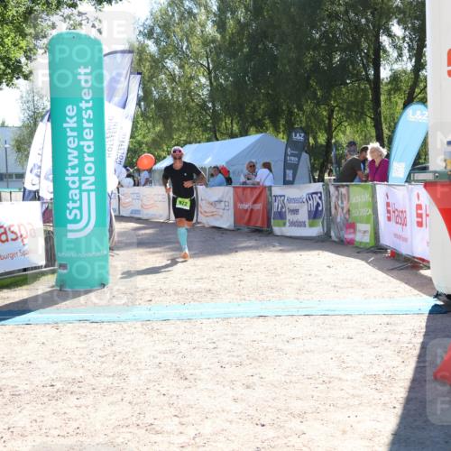 07.09.2025 - 19. Norderstedt Triathlon Zöllner http://msf.ph/oto/8785805 07.09.2025 15:33:49 Ziel 972 meine-sportfotos.de
