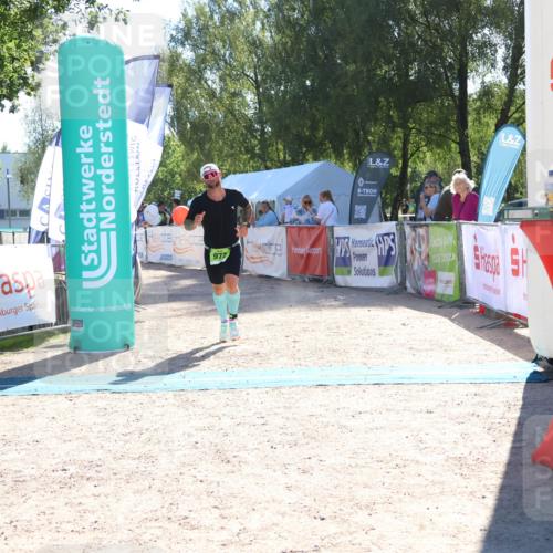 07.09.2025 - 19. Norderstedt Triathlon Zöllner http://msf.ph/oto/8785818 07.09.2025 15:33:50 Ziel 972 meine-sportfotos.de