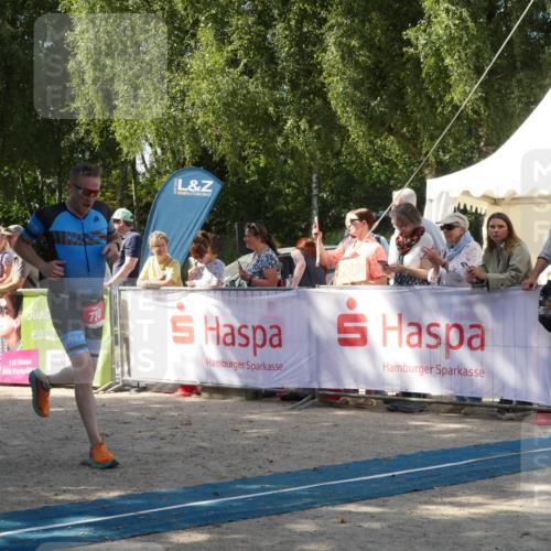 07.09.2025 - 19. Norderstedt Triathlon Zöllner http://msf.ph/oto/8785828 07.09.2025 12:52:14 Ziel 730 meine-sportfotos.de