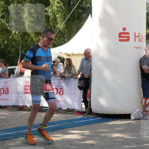 07.09.2025 - 19. Norderstedt Triathlon Zöllner http://msf.ph/oto/8785835 07.09.2025 12:52:15 Ziel 730 meine-sportfotos.de
