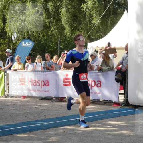 07.09.2025 - 19. Norderstedt Triathlon Zöllner http://msf.ph/oto/8785846 07.09.2025 12:52:33 Ziel 856 meine-sportfotos.de