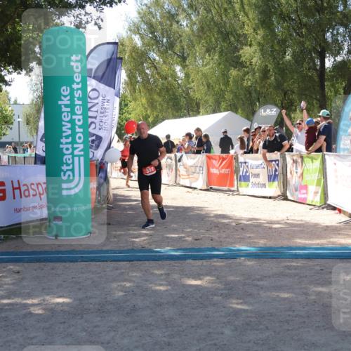 07.09.2025 - 19. Norderstedt Triathlon Zöllner http://msf.ph/oto/8785848 07.09.2025 13:20:30 Ziel 798, 1397 meine-sportfotos.de