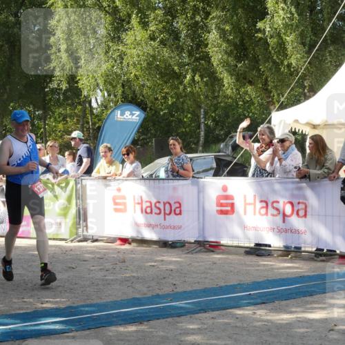 07.09.2025 - 19. Norderstedt Triathlon Zöllner http://msf.ph/oto/8785850 07.09.2025 12:52:57 Ziel 1371 meine-sportfotos.de