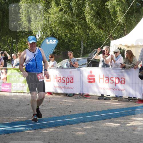 07.09.2025 - 19. Norderstedt Triathlon Zöllner http://msf.ph/oto/8785855 07.09.2025 12:52:58 Ziel 1371 meine-sportfotos.de