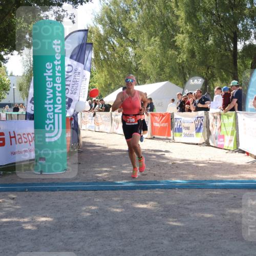 07.09.2025 - 19. Norderstedt Triathlon Zöllner http://msf.ph/oto/8785866 07.09.2025 13:20:34 Ziel 781, 798, 808, 1397 meine-sportfotos.de