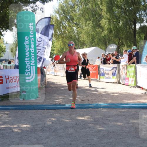 07.09.2025 - 19. Norderstedt Triathlon Zöllner http://msf.ph/oto/8785869 07.09.2025 13:20:35 Ziel 781, 798, 808, 1397 meine-sportfotos.de