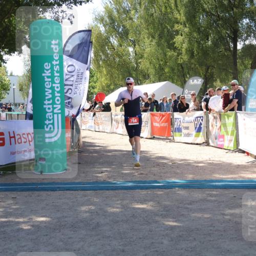 07.09.2025 - 19. Norderstedt Triathlon Zöllner http://msf.ph/oto/8785903 07.09.2025 13:20:56 Ziel 754 meine-sportfotos.de