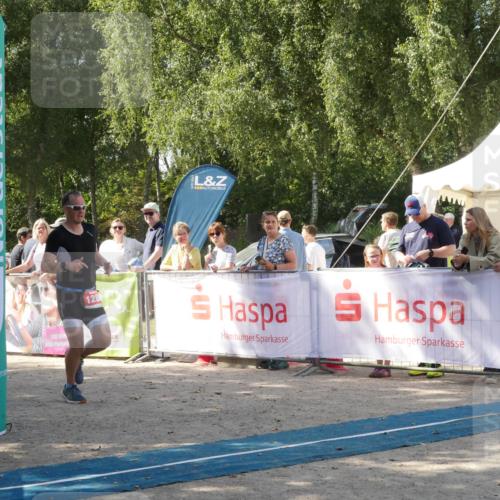 07.09.2025 - 19. Norderstedt Triathlon Zöllner http://msf.ph/oto/8785908 07.09.2025 12:54:02 Ziel 192, 1280 meine-sportfotos.de
