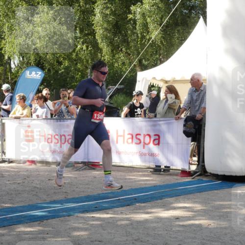 07.09.2025 - 19. Norderstedt Triathlon Zöllner http://msf.ph/oto/8785924 07.09.2025 12:55:02 Ziel 1346 meine-sportfotos.de