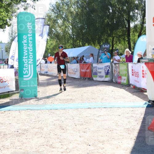 07.09.2025 - 19. Norderstedt Triathlon Zöllner http://msf.ph/oto/8785931 07.09.2025 15:35:01 Ziel 393 meine-sportfotos.de