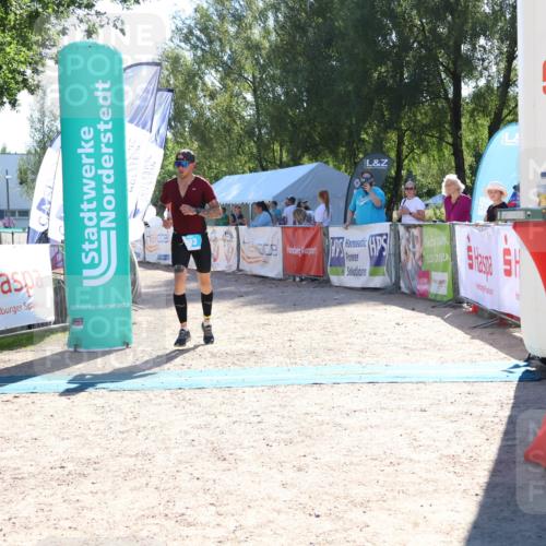 07.09.2025 - 19. Norderstedt Triathlon Zöllner http://msf.ph/oto/8785940 07.09.2025 15:35:02 Ziel 393 meine-sportfotos.de