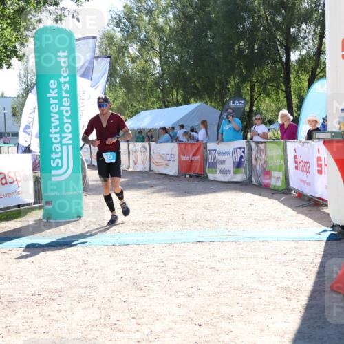 07.09.2025 - 19. Norderstedt Triathlon Zöllner http://msf.ph/oto/8785943 07.09.2025 15:35:02 Ziel 393 meine-sportfotos.de
