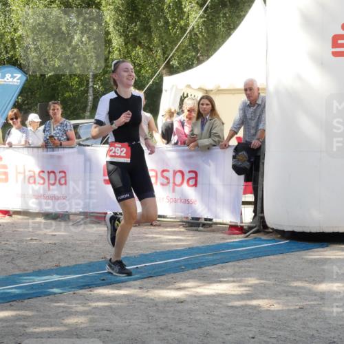 07.09.2025 - 19. Norderstedt Triathlon Zöllner http://msf.ph/oto/8785949 07.09.2025 12:55:38 Ziel 292 meine-sportfotos.de