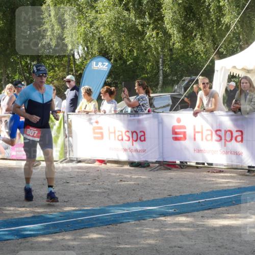 07.09.2025 - 19. Norderstedt Triathlon Zöllner http://msf.ph/oto/8785962 07.09.2025 12:56:37 Ziel 261, 807, 1249, 1294 meine-sportfotos.de