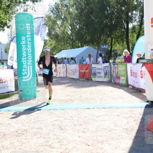 07.09.2025 - 19. Norderstedt Triathlon Zöllner http://msf.ph/oto/8785976 07.09.2025 15:35:09 Ziel 393, 1406 meine-sportfotos.de
