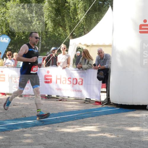 07.09.2025 - 19. Norderstedt Triathlon Zöllner http://msf.ph/oto/8786007 07.09.2025 12:57:21 Ziel 850 meine-sportfotos.de