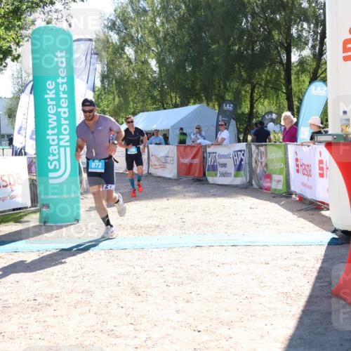07.09.2025 - 19. Norderstedt Triathlon Zöllner http://msf.ph/oto/8786008 07.09.2025 15:35:55 Ziel 369, 872 meine-sportfotos.de