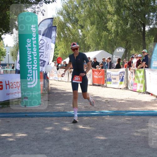 07.09.2025 - 19. Norderstedt Triathlon Zöllner http://msf.ph/oto/8786021 07.09.2025 13:22:00 Ziel 220, 249, 301 meine-sportfotos.de
