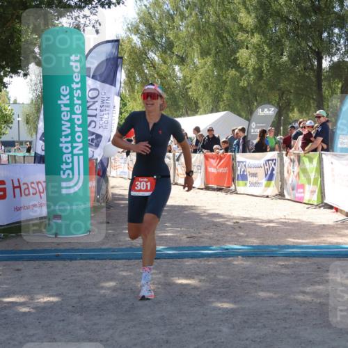 07.09.2025 - 19. Norderstedt Triathlon Zöllner http://msf.ph/oto/8786026 07.09.2025 13:22:01 Ziel 220, 249, 301 meine-sportfotos.de