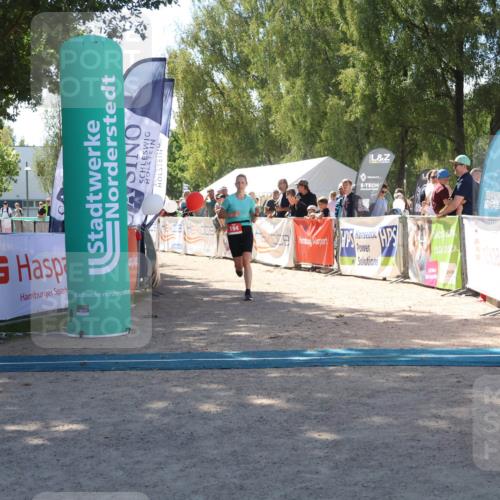 07.09.2025 - 19. Norderstedt Triathlon Zöllner http://msf.ph/oto/8786030 07.09.2025 13:22:10 Ziel 194 meine-sportfotos.de