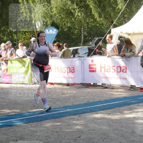 07.09.2025 - 19. Norderstedt Triathlon Zöllner http://msf.ph/oto/8786035 07.09.2025 12:57:46 Ziel 259, 898, 1231 meine-sportfotos.de