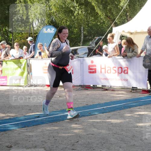 07.09.2025 - 19. Norderstedt Triathlon Zöllner http://msf.ph/oto/8786038 07.09.2025 12:57:46 Ziel 259, 898, 1231 meine-sportfotos.de
