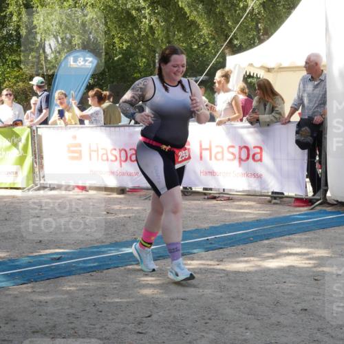 07.09.2025 - 19. Norderstedt Triathlon Zöllner http://msf.ph/oto/8786041 07.09.2025 12:57:46 Ziel 259, 898, 1231 meine-sportfotos.de