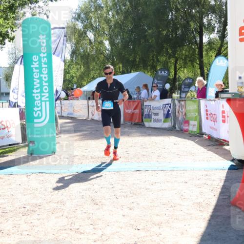 07.09.2025 - 19. Norderstedt Triathlon Zöllner http://msf.ph/oto/8786045 07.09.2025 15:35:56 Ziel 369, 872 meine-sportfotos.de