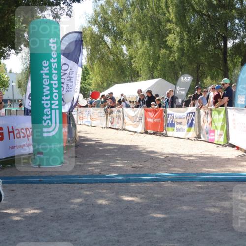 07.09.2025 - 19. Norderstedt Triathlon Zöllner http://msf.ph/oto/8786054 07.09.2025 13:22:12 Ziel 194 meine-sportfotos.de