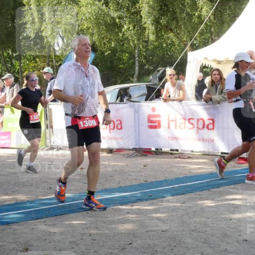 07.09.2025 - 19. Norderstedt Triathlon Zöllner http://msf.ph/oto/8786071 07.09.2025 12:57:58 Ziel 1309, 1361, 1379 meine-sportfotos.de