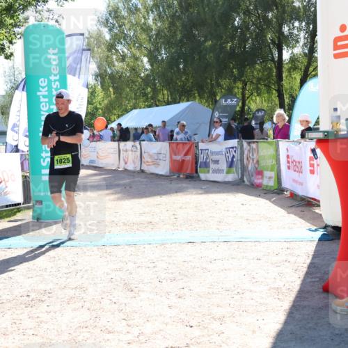 07.09.2025 - 19. Norderstedt Triathlon Zöllner http://msf.ph/oto/8786085 07.09.2025 15:36:55 Ziel 1025 meine-sportfotos.de