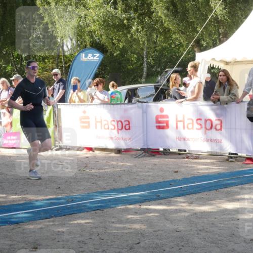 07.09.2025 - 19. Norderstedt Triathlon Zöllner http://msf.ph/oto/8786086 07.09.2025 12:58:04 Ziel 818, 1309, 1361, 1379 meine-sportfotos.de