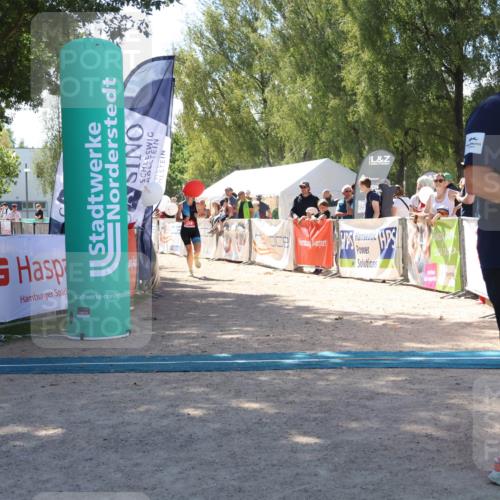07.09.2025 - 19. Norderstedt Triathlon Zöllner http://msf.ph/oto/8786152 07.09.2025 13:23:52 Ziel 274 meine-sportfotos.de