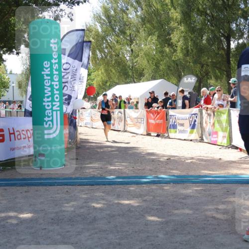07.09.2025 - 19. Norderstedt Triathlon Zöllner http://msf.ph/oto/8786157 07.09.2025 13:23:52 Ziel 274 meine-sportfotos.de