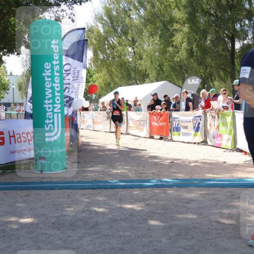 07.09.2025 - 19. Norderstedt Triathlon Zöllner http://msf.ph/oto/8786161 07.09.2025 13:23:53 Ziel 274 meine-sportfotos.de