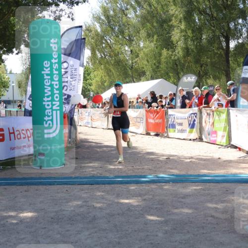 07.09.2025 - 19. Norderstedt Triathlon Zöllner http://msf.ph/oto/8786176 07.09.2025 13:23:55 Ziel 274 meine-sportfotos.de